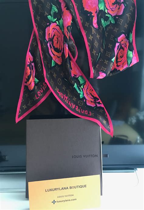 louis vuitton scarves stephen sprouse red and pink|Louis Vuitton Stephen Sprouse Scarf .